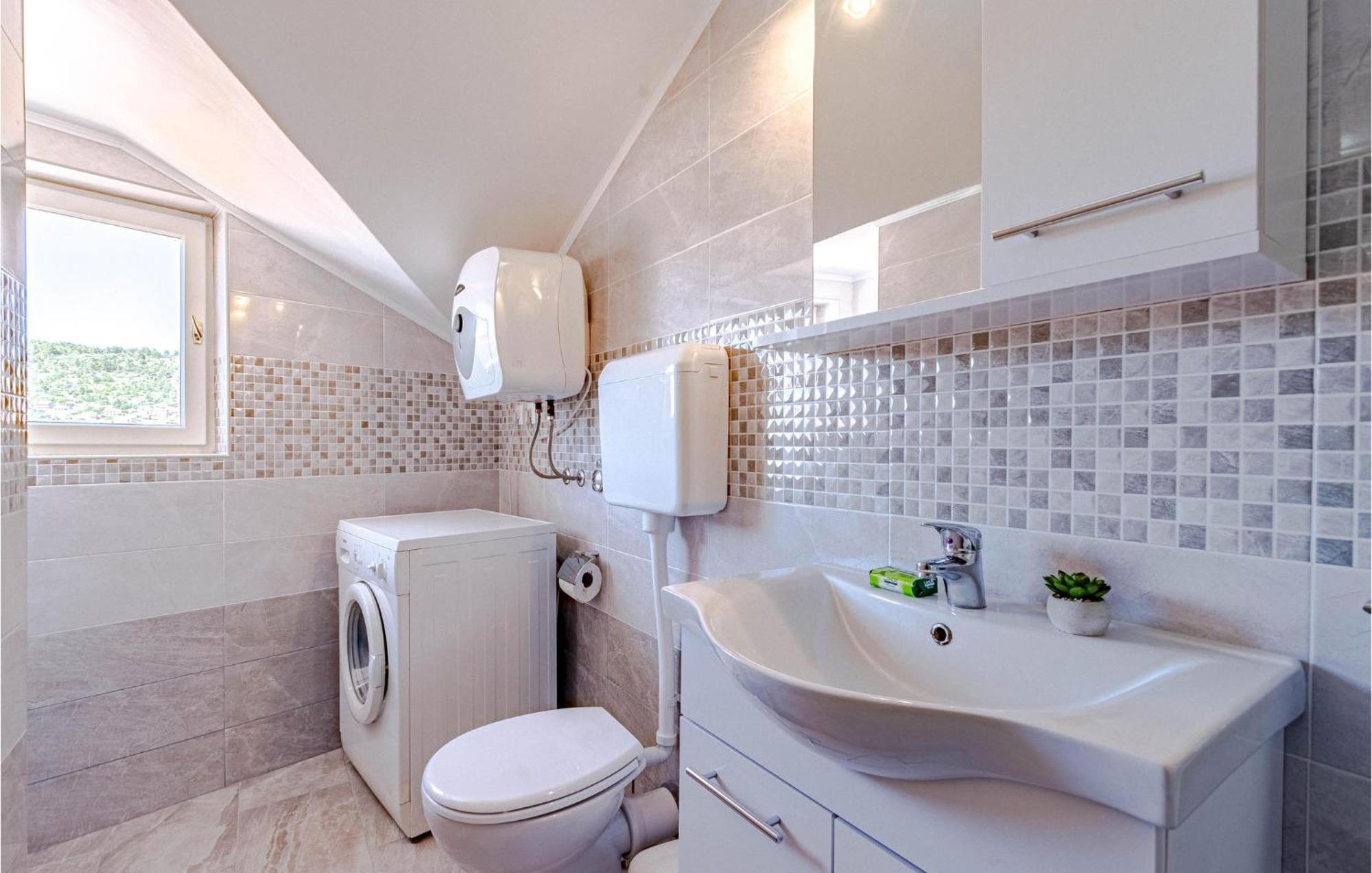 Beautiful Apartment In Vela Luka With Wifi 外观 照片