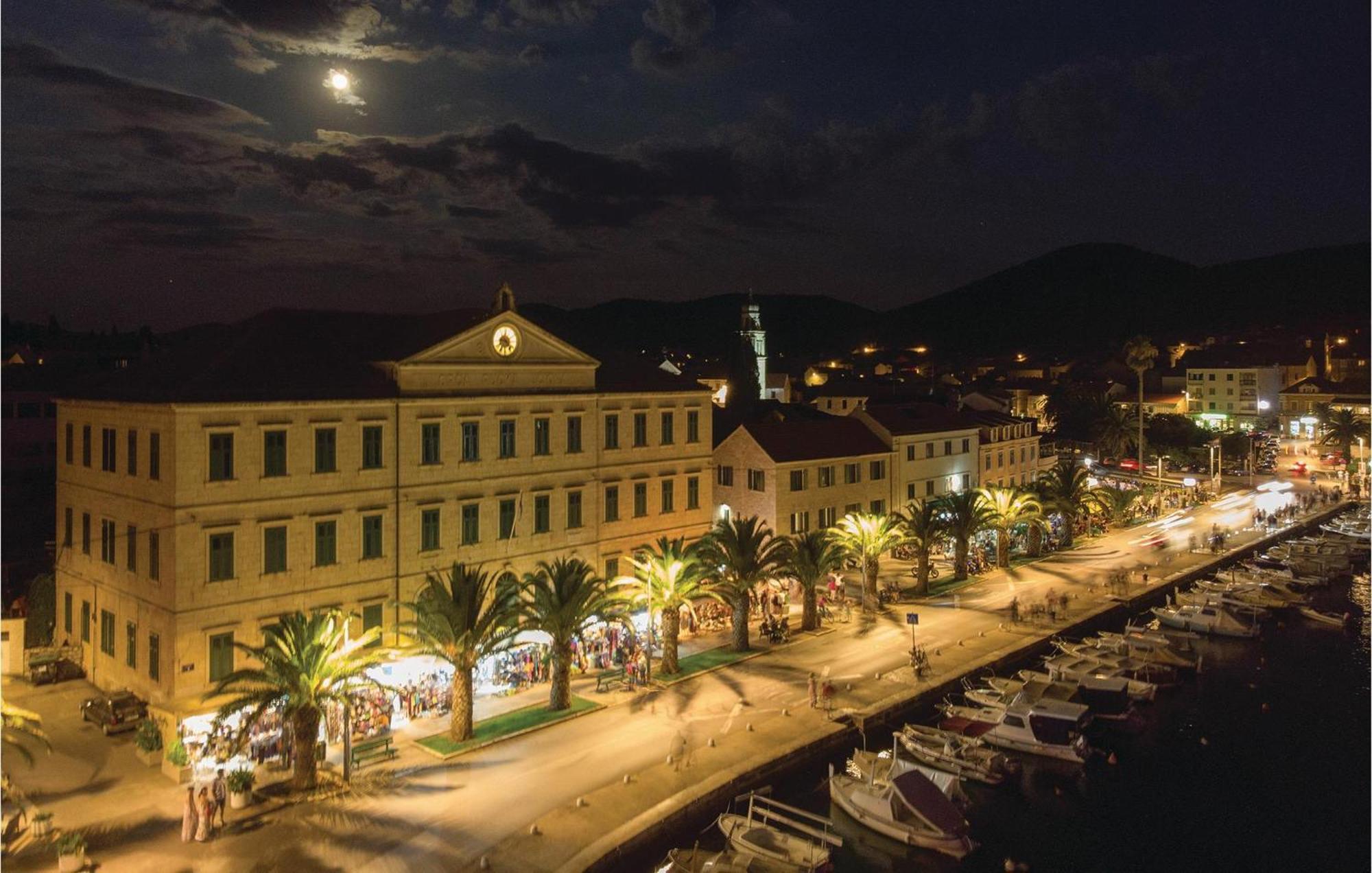 Beautiful Apartment In Vela Luka With Wifi 外观 照片
